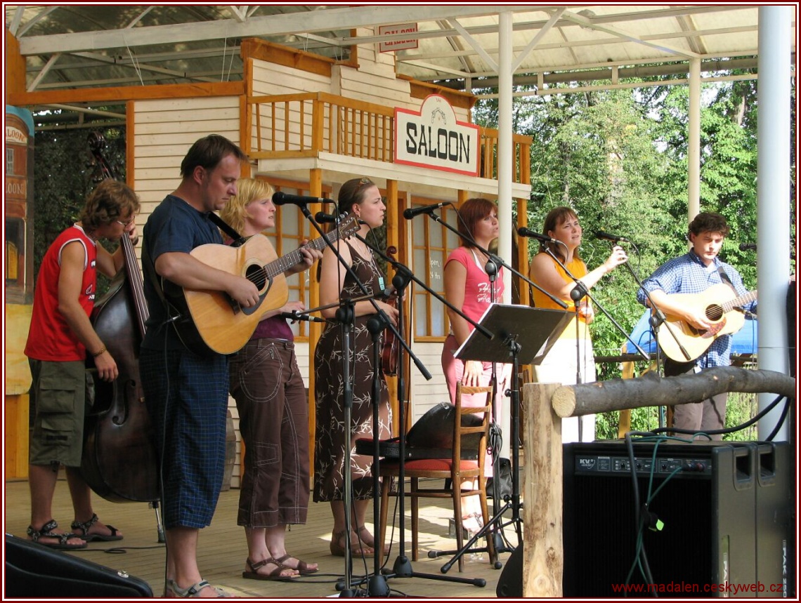 Madalen - Dřevohostické Folkáč  2006